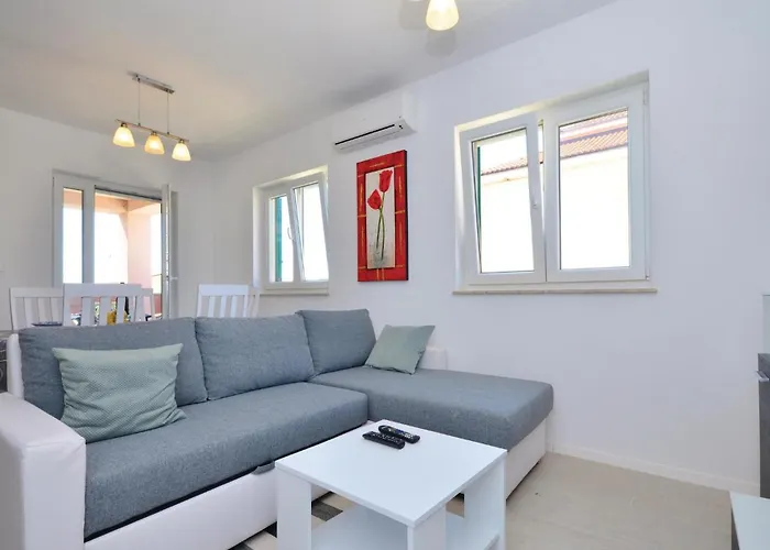 Two-bedroom In Apartman Privlaka