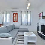 Apartman Two-bedroom In Privlaka (Zadar)