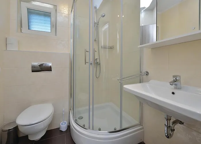 Two-bedroom In Appartement *